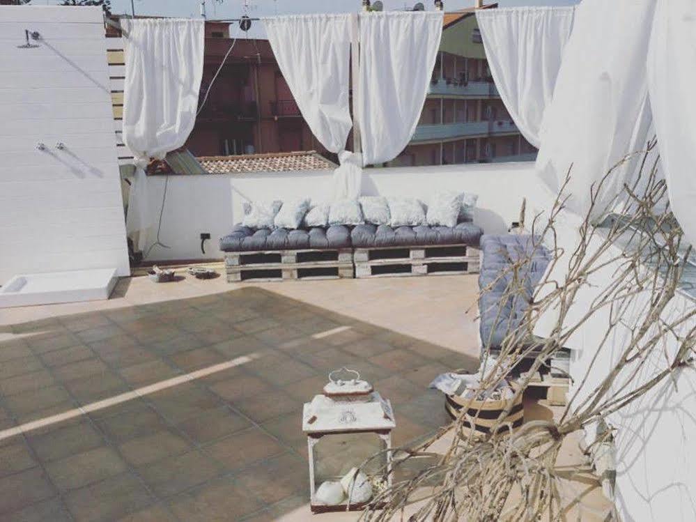 레조디칼라브리아 Il Giardino D'Ulisse B&B 외부 사진